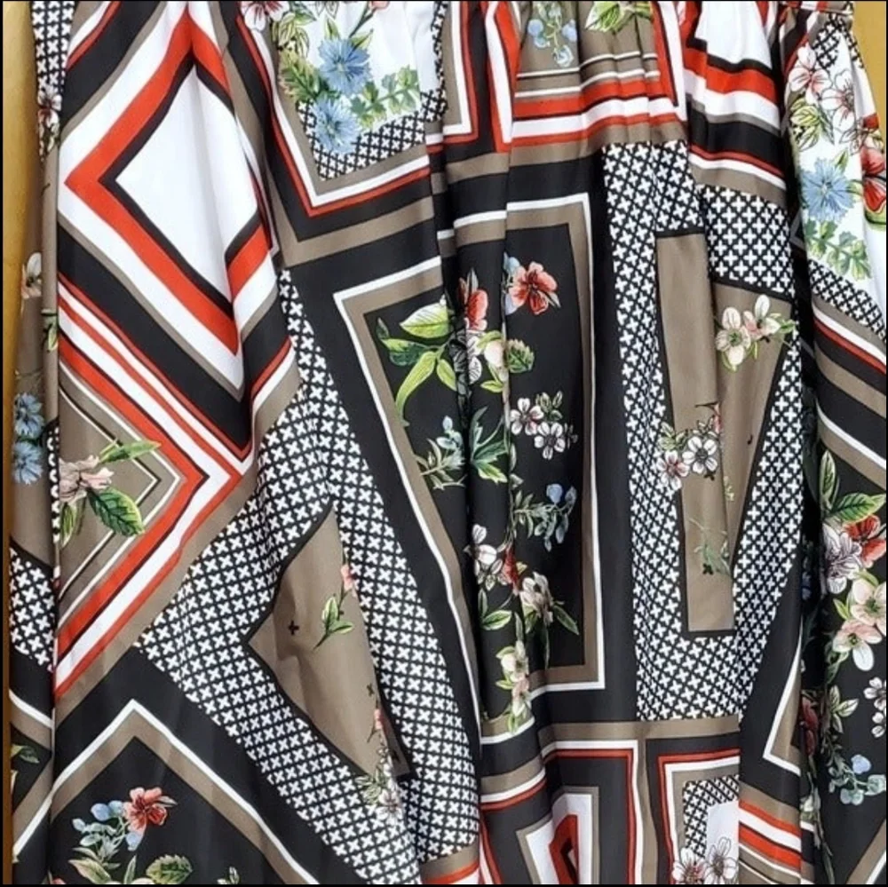 Mixed print hi lo bubble skirt🆕️